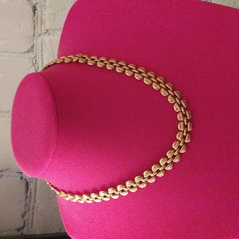 NECKLACE AND BRACELET SET